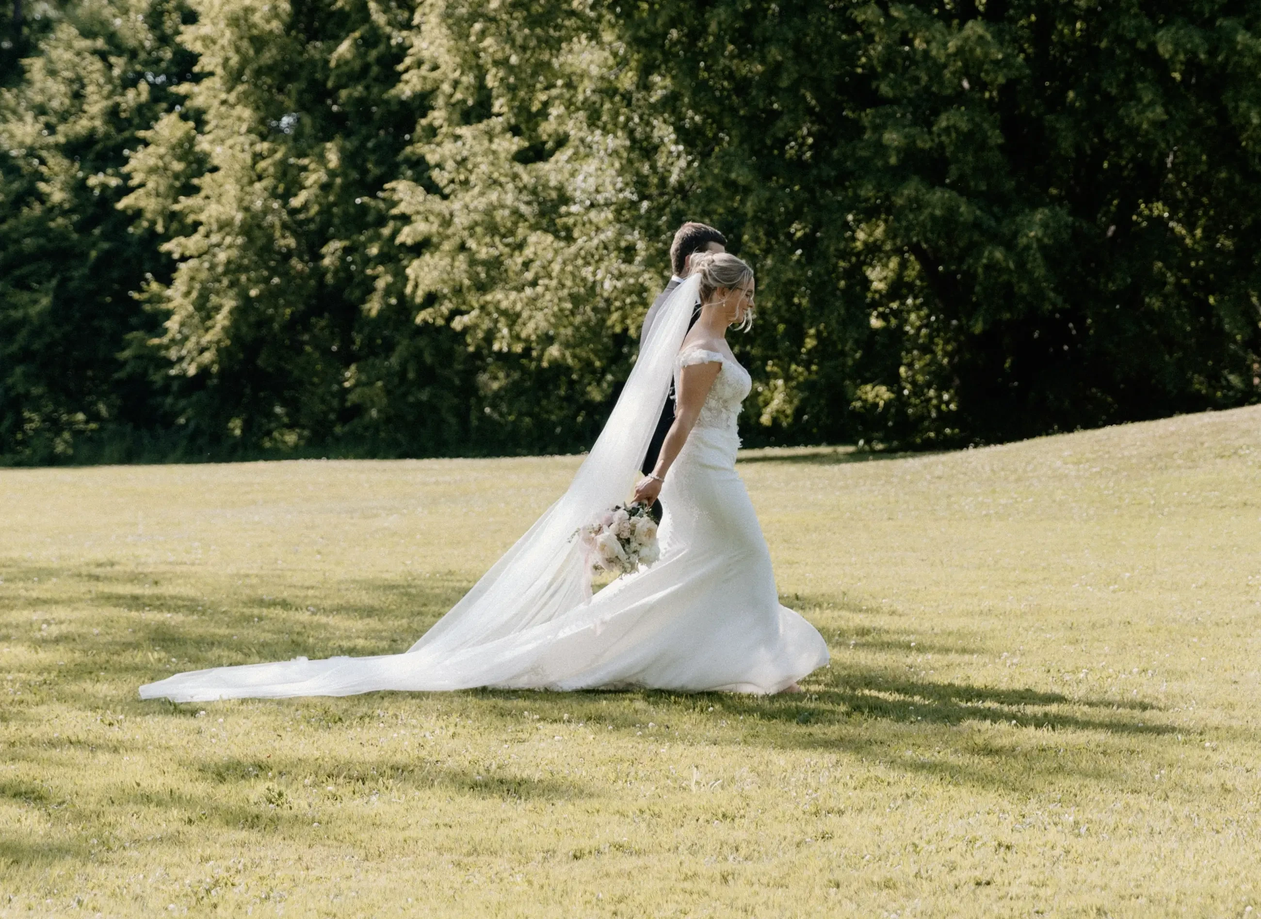 Shannon and Jacob. Mobile Image